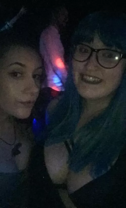 [2] small and sweet or busty and blue 27/28f and reasons