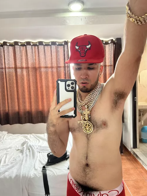 [23] wassup bros,,, do you like hairy guys like me? 🔥🔥🔥