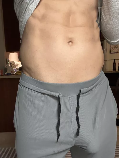 (41) Acceptable gym attire?