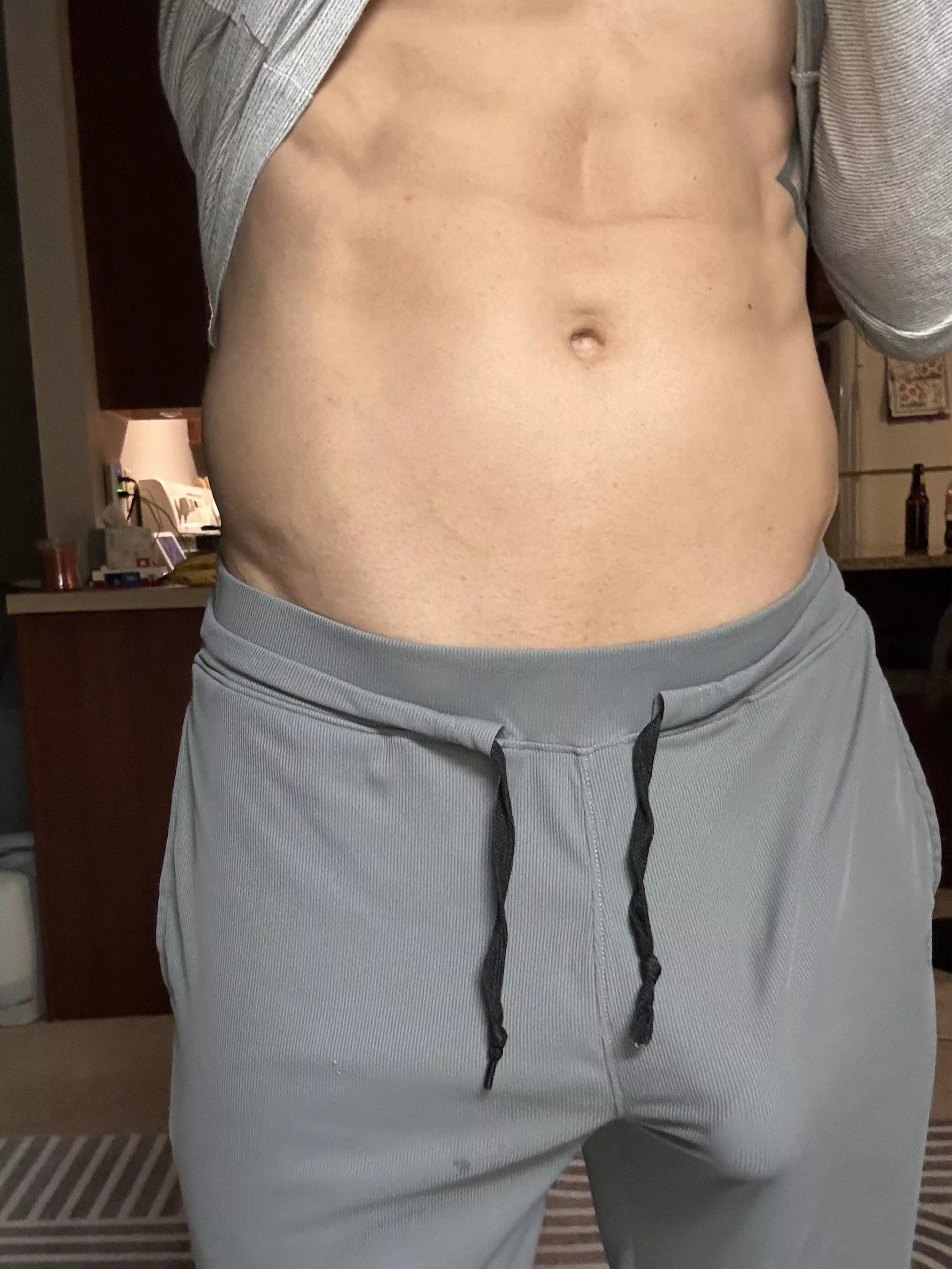 (41) Acceptable gym attire?