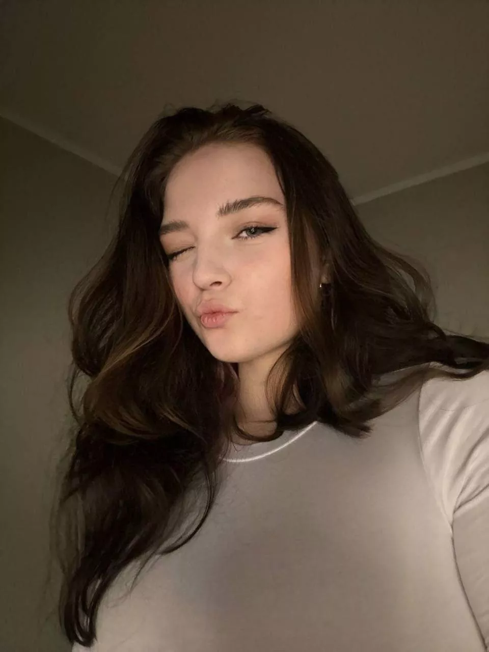 Am I cute for you? F18