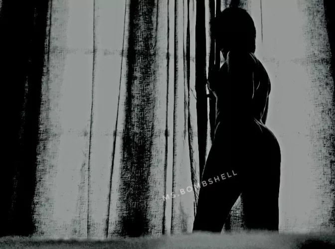 Are you a married man looking at my nudes? Just say Y or N