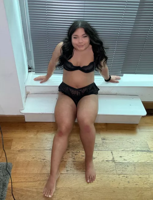 Can you help me take this bikini off of my midget body? ;)