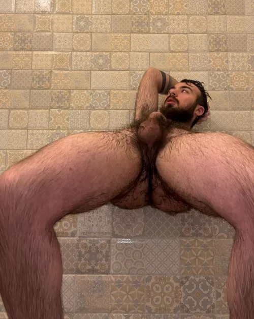 Come and sniff my sweaty body 😏😈