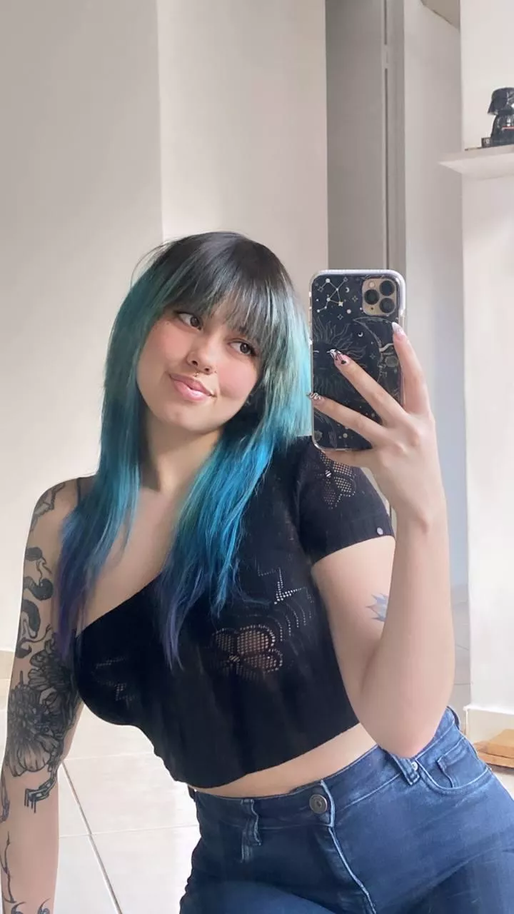 Does my Hair Color flow well here?