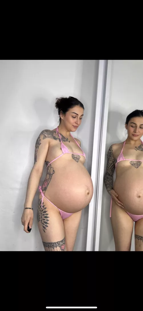 horny, British milf who LOVES online fun! I