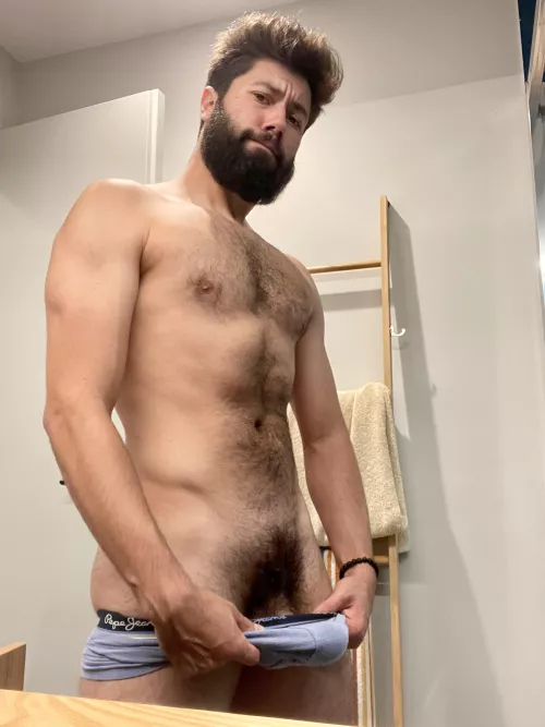 How’s the bush?⚡️