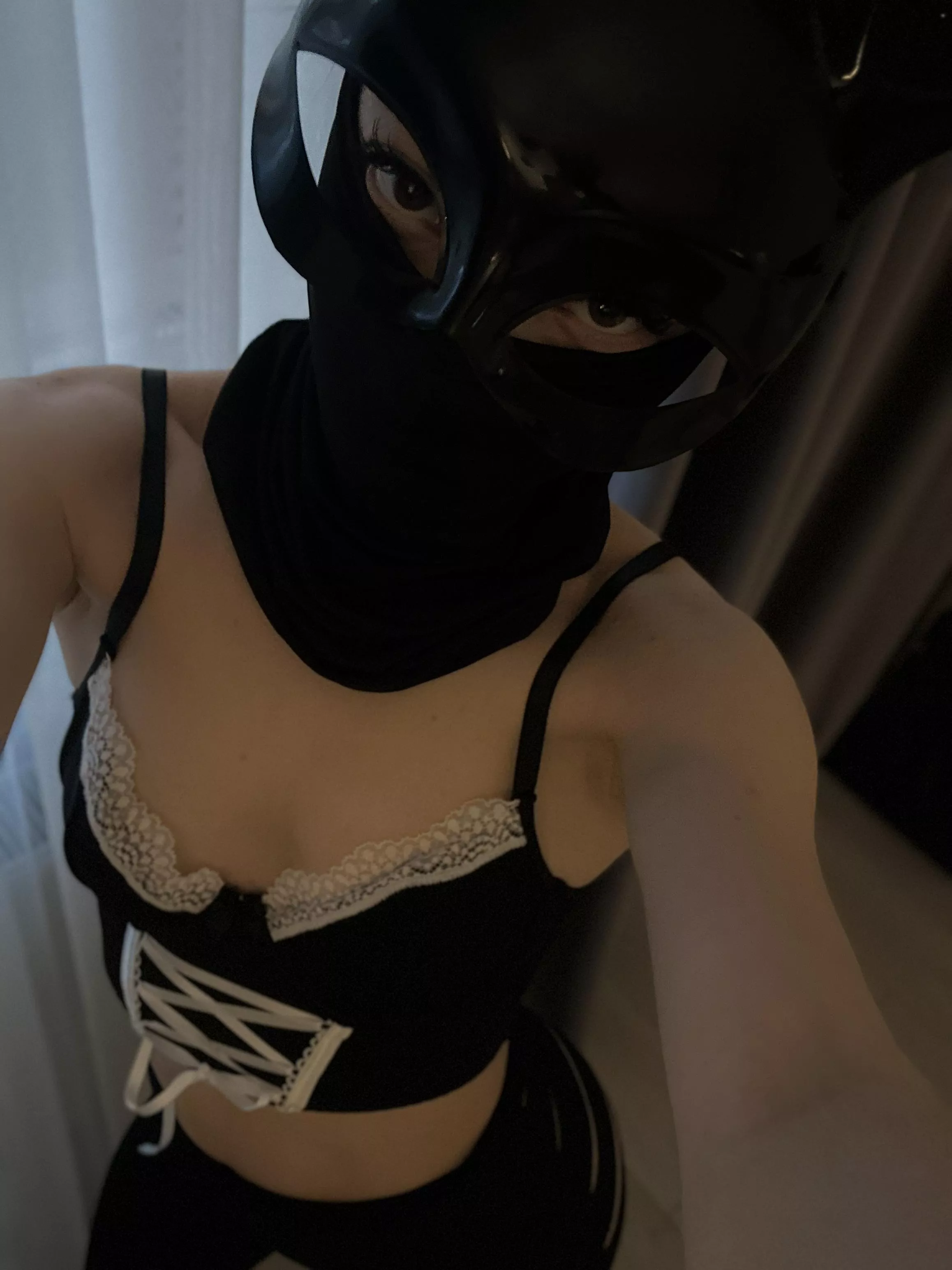 I always get bully by being flat chest almost