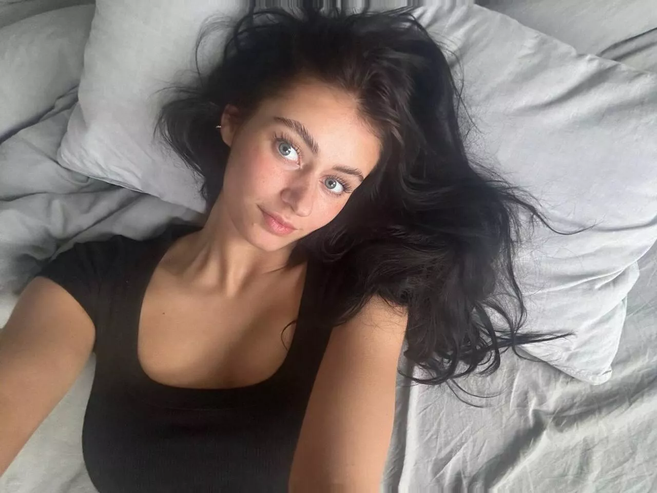 I know you want to undress my dress right now