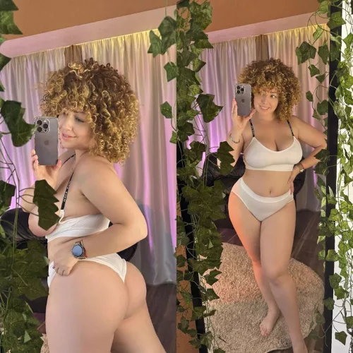 I love taking pictures of my perfect pussy for you guys