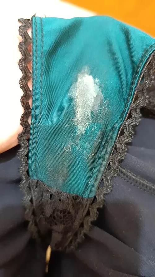 I would like me to start studying by sucking this, would you like it?