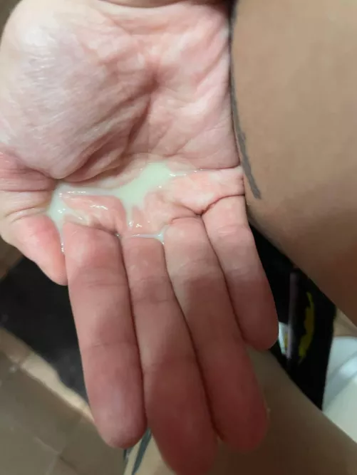 Imagine how my panties will be, do you like my flow?