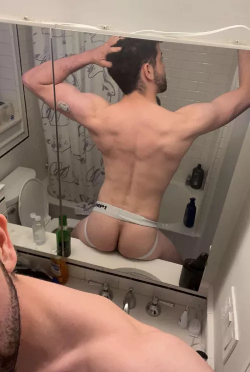 Love being praised for my body 