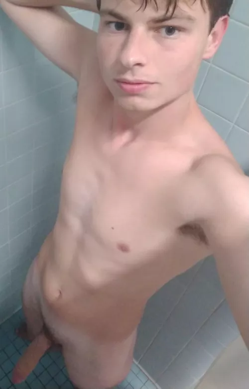 Morning shower bros
