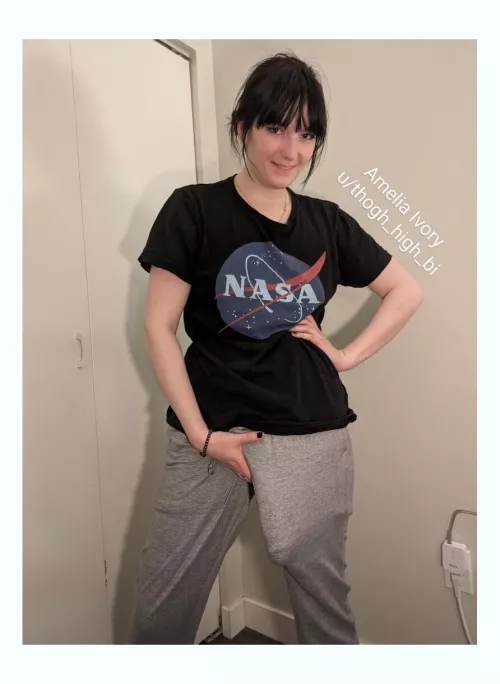 My cock is pretty trapped in these sweatoants. How would you convince me to take it out for you?