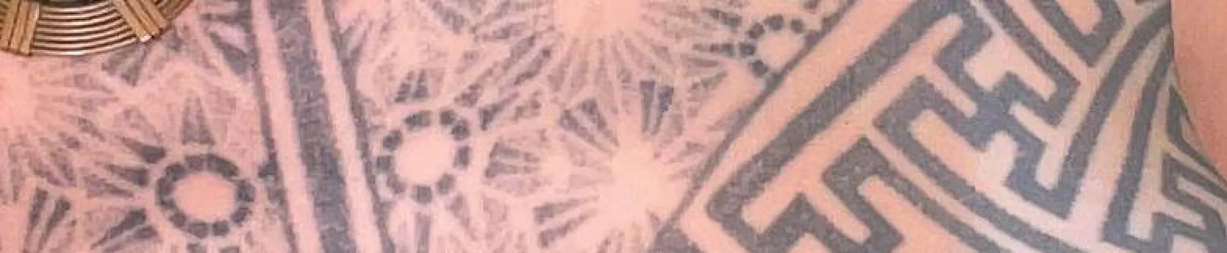 Nowhere to sit could I sit on your lap? Perfect wife for u daddy