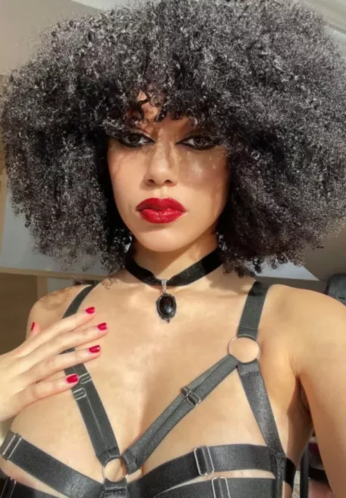 Seductive Gloom 🖤