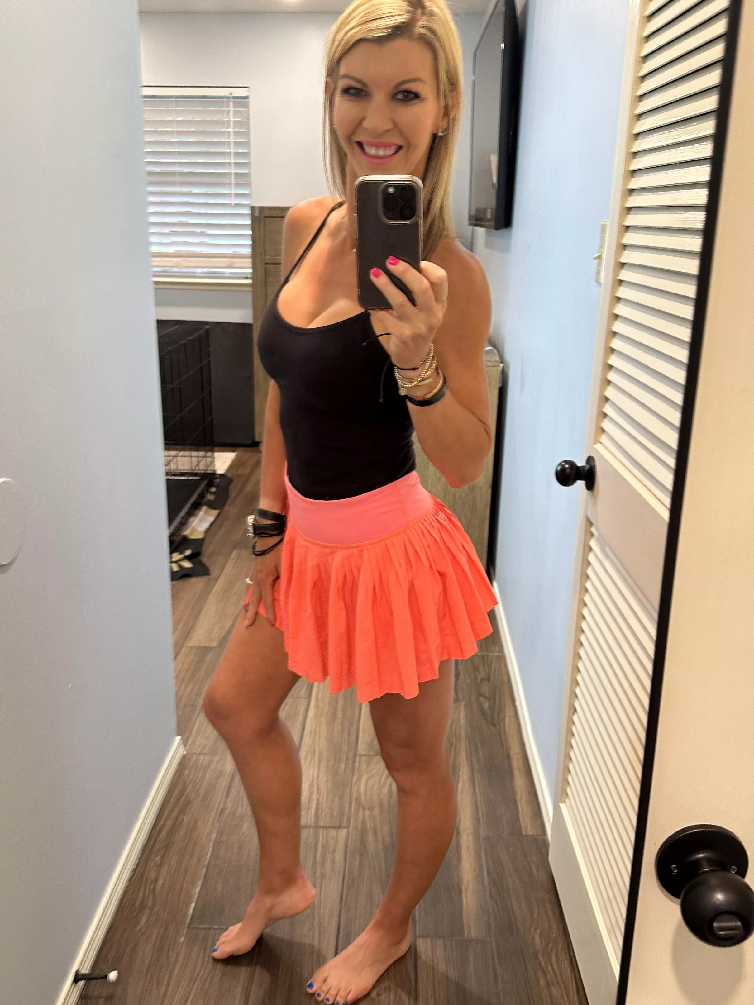 Sharing my outfit for tonight’s PTA meeting, just kidding, I don’t get invited 