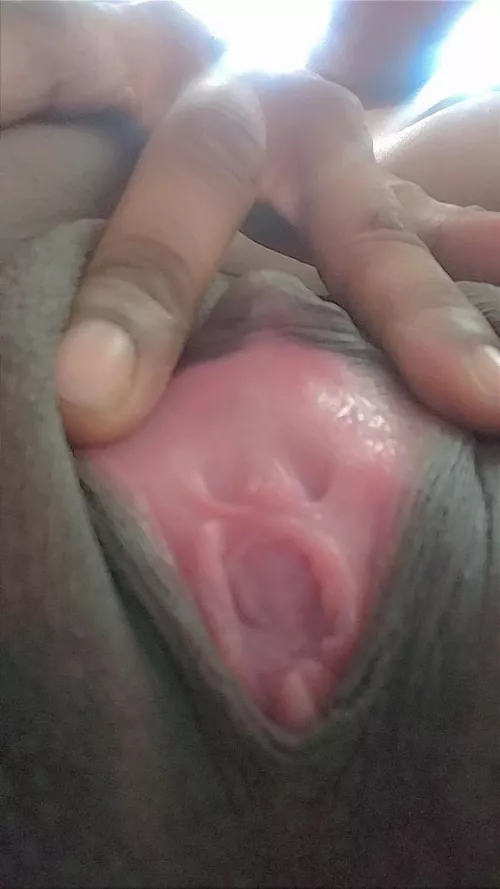 There is plenty of chocolate to go around 😌💦👅