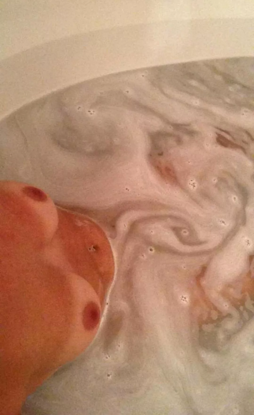 This mama needs a hand