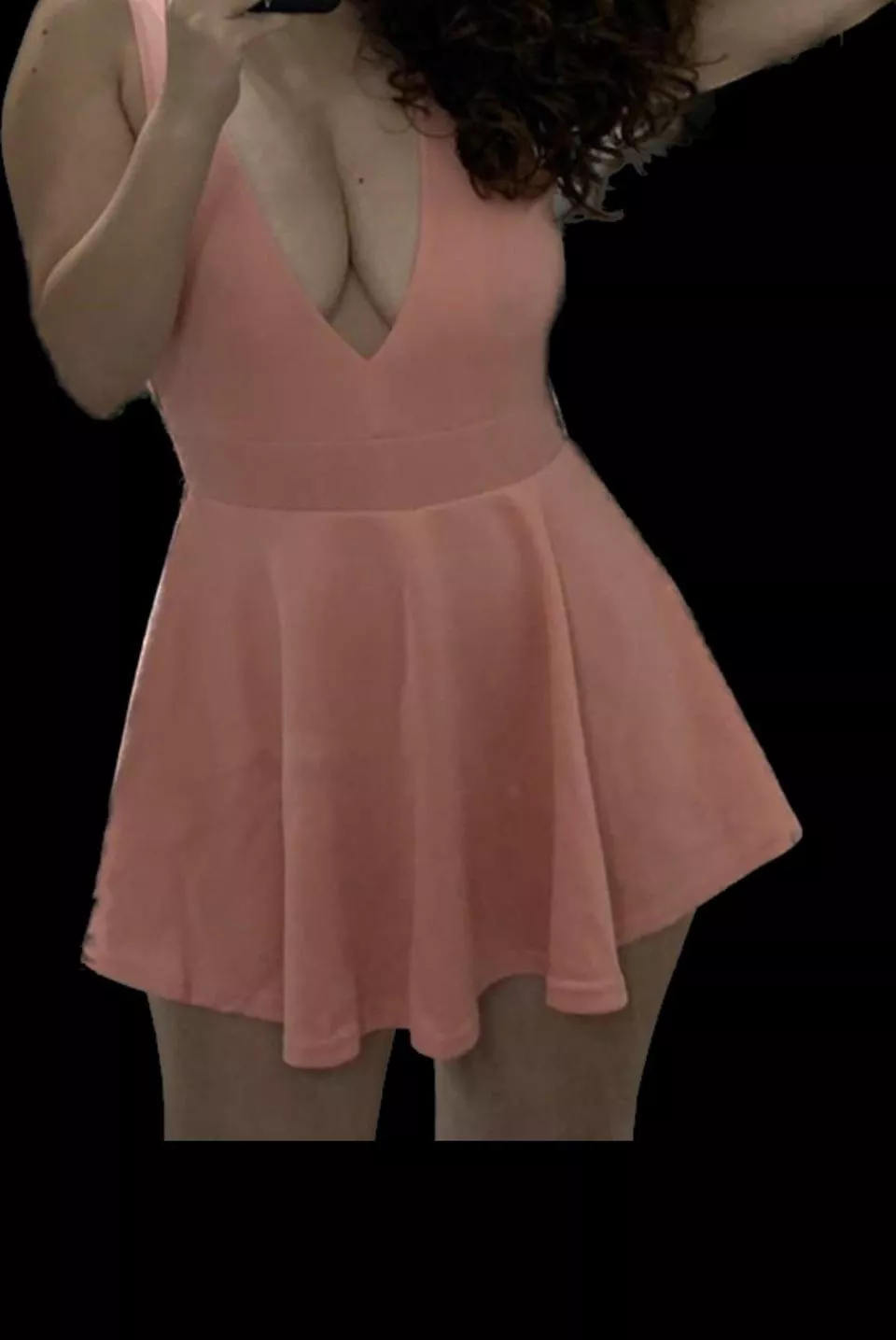 Trying on a dress with easy access for the weekend, do you like it?