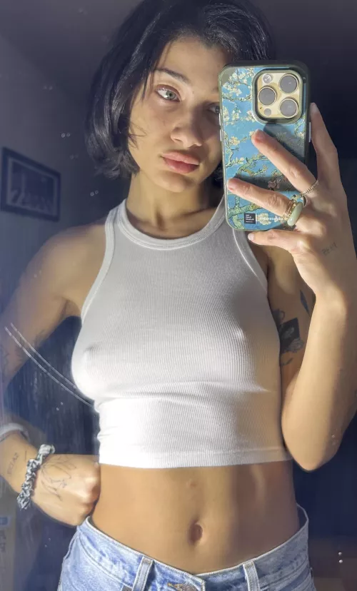 White shirt pokies >>>> 