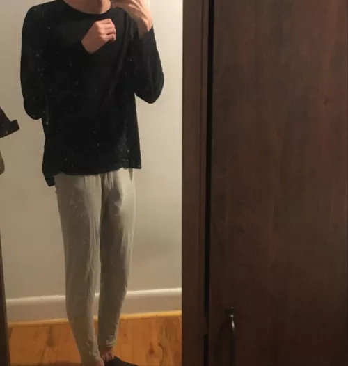 wonder if anyone noticed me walking down the street