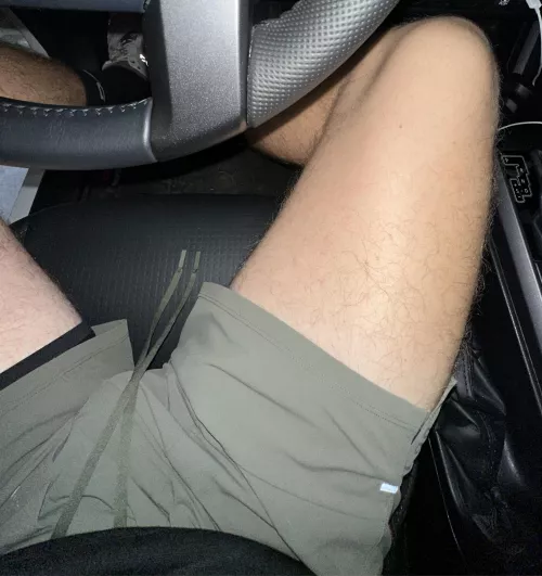 21. Need hairy Gooners/big bros. kylerusa