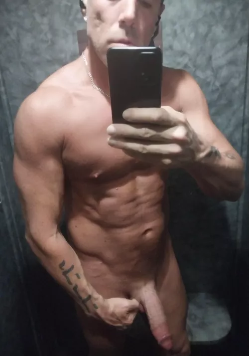 [45], 6', 175 lbs