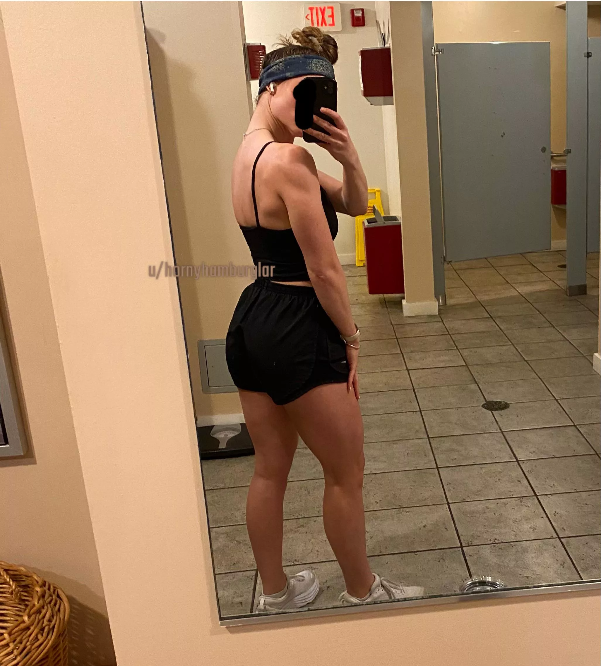 Arms are poppin 😜😊