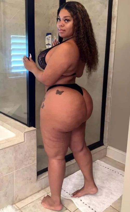 Big yams!!🍑🍑😎