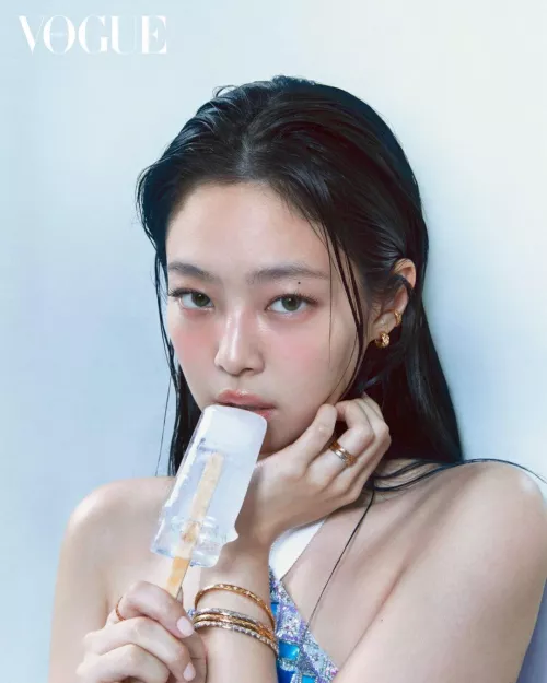 BLACKPINK - Jennie