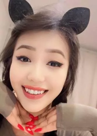 Can you play with the cats