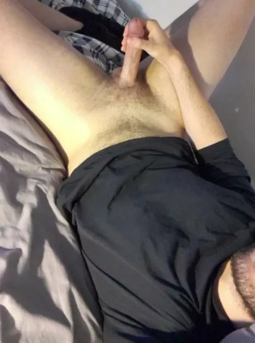 Come knock on your new 6ft5 Egyptian neighbour's door? (29)