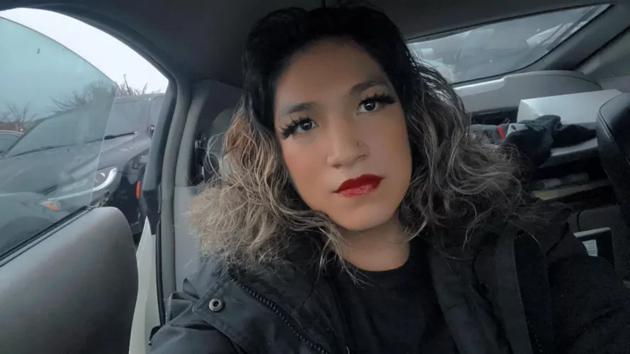 Does anyone think I’m cute🥺