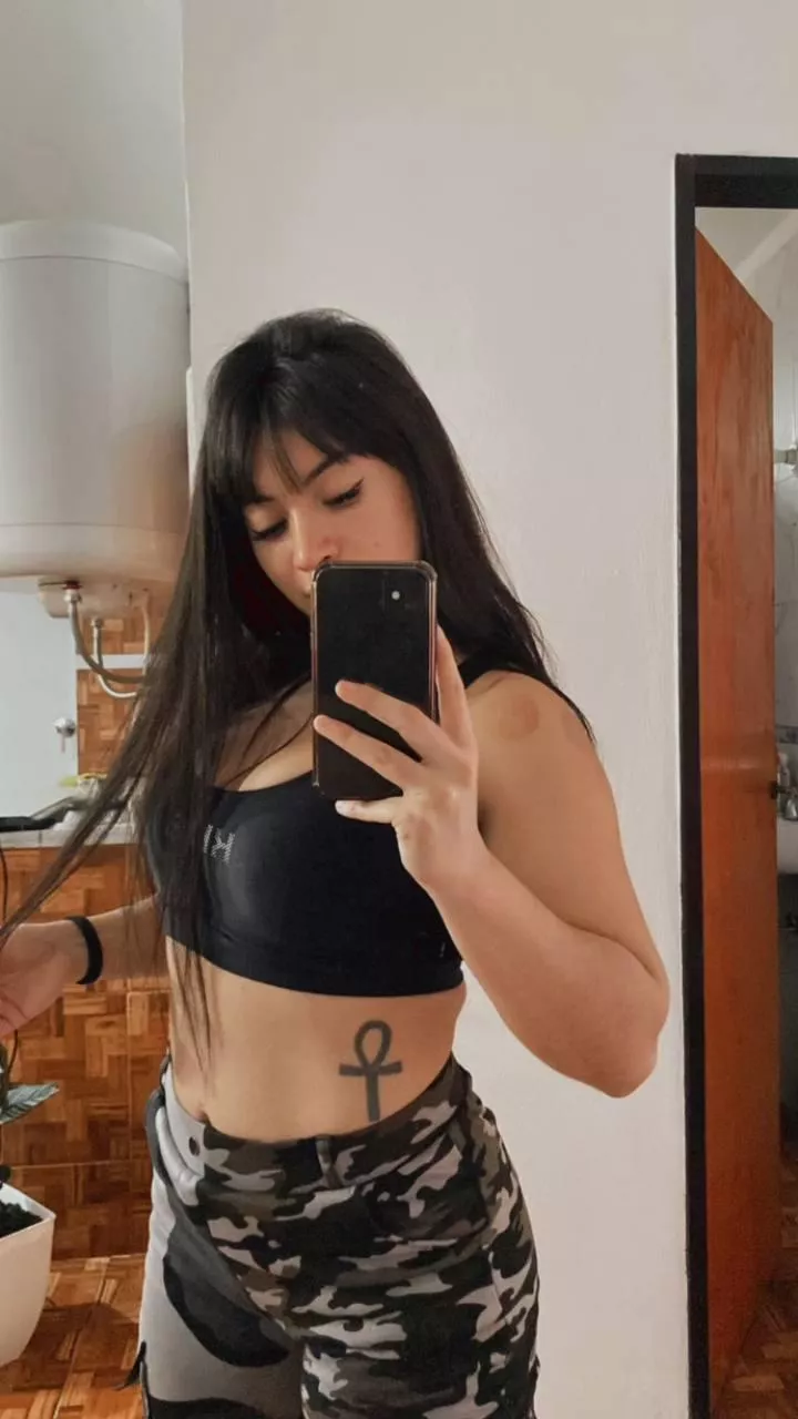 does croptop suits my body?