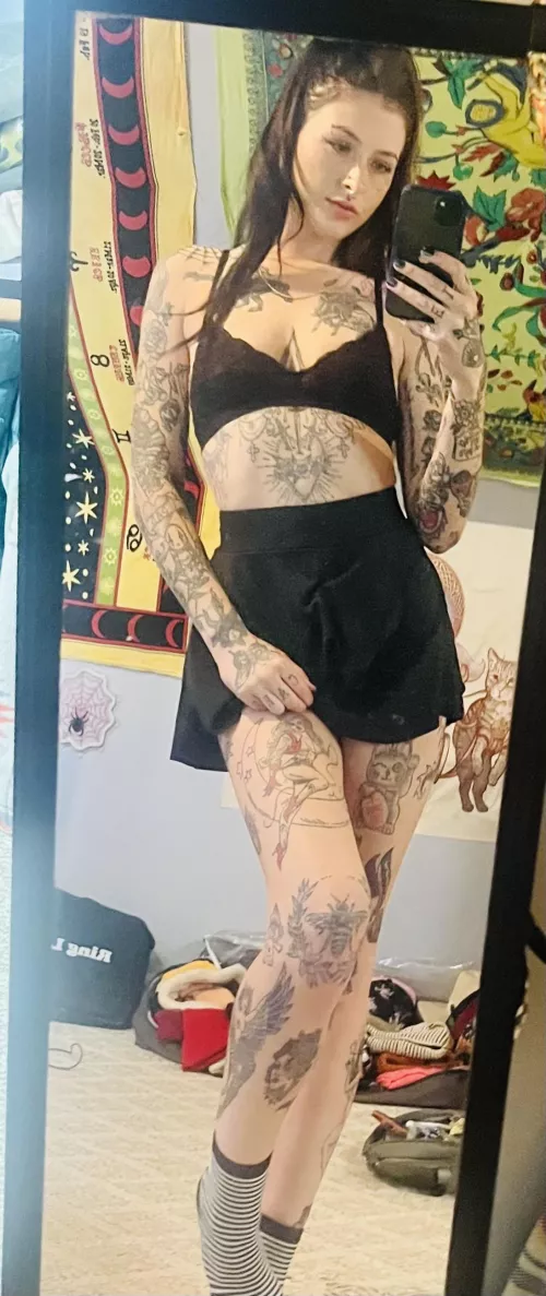 Facials are fun, but titties covered in cum are funner