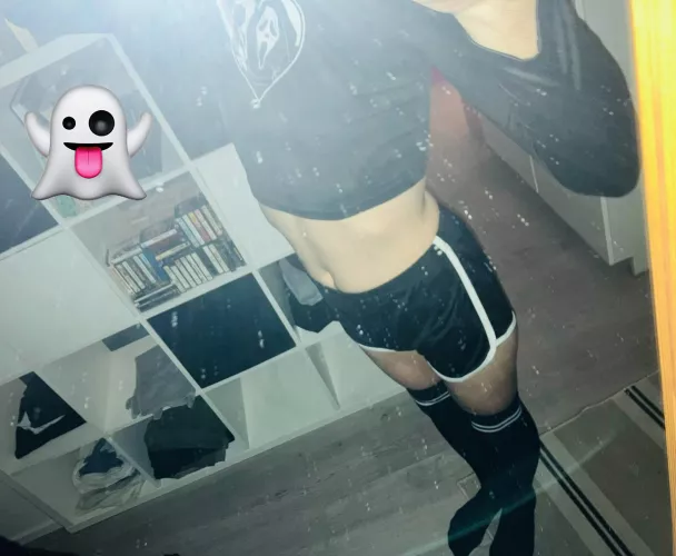 Finally found enough courage to try crop top :] (sorry for the dirty mirror)