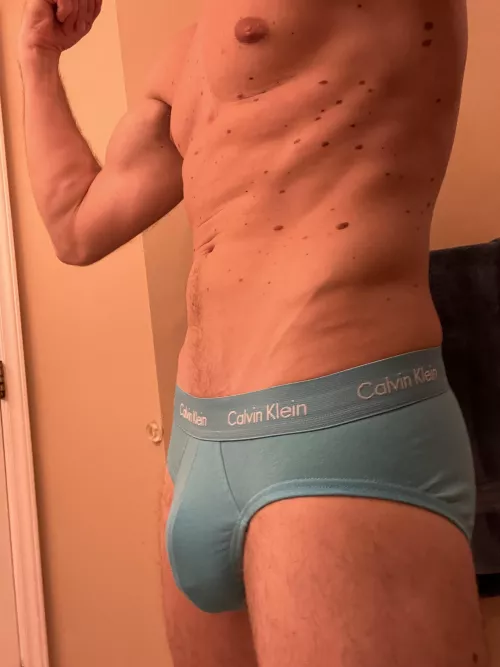 Gamer bf is feelin horny, help him out!