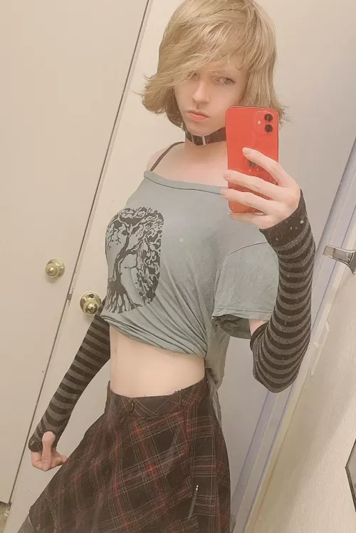 How do I look? 💕💜