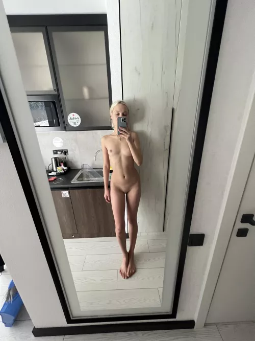 I love sending nudes to random men, you in?