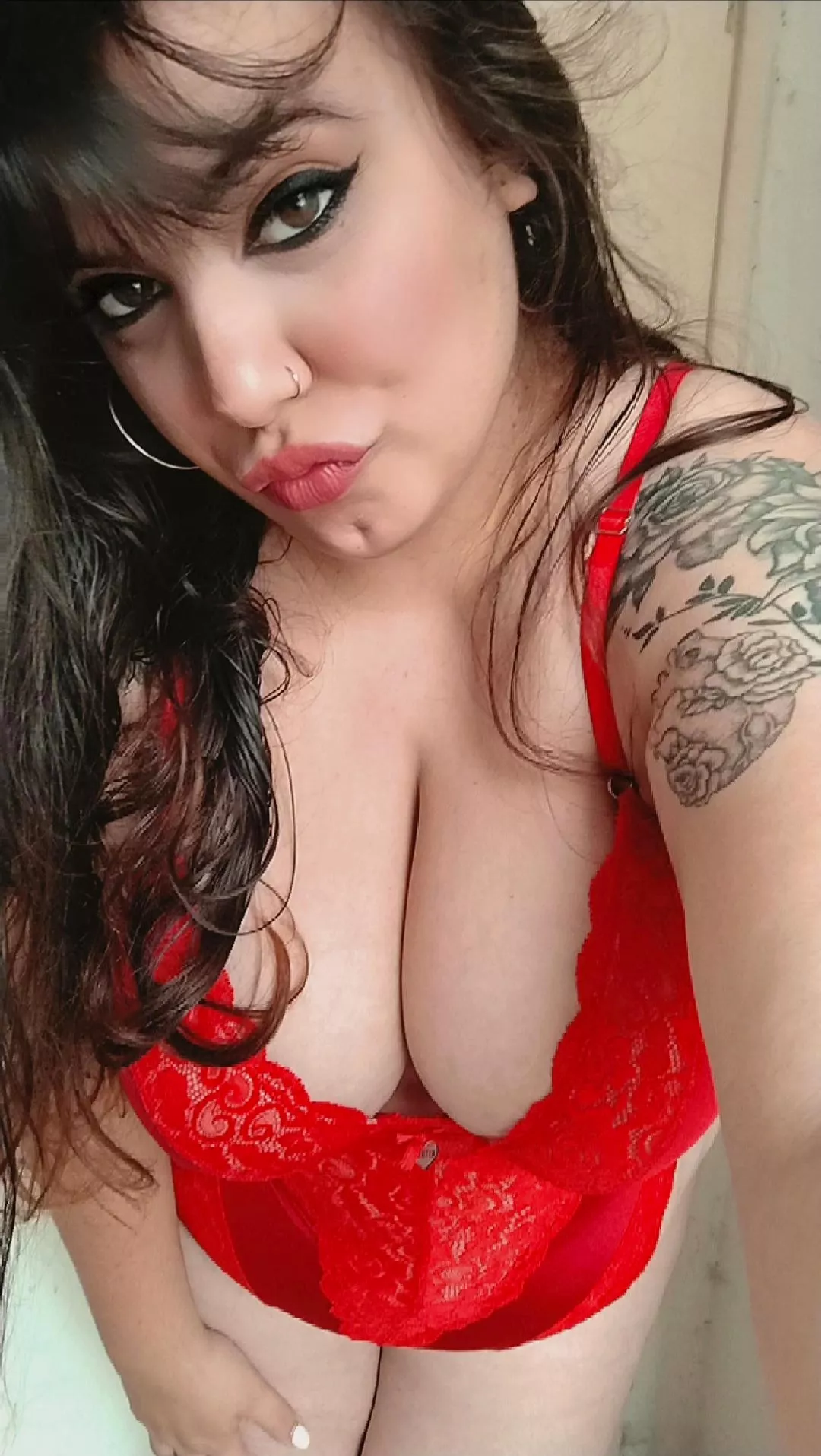 I love wearing one piece clothes! Everything is better this way