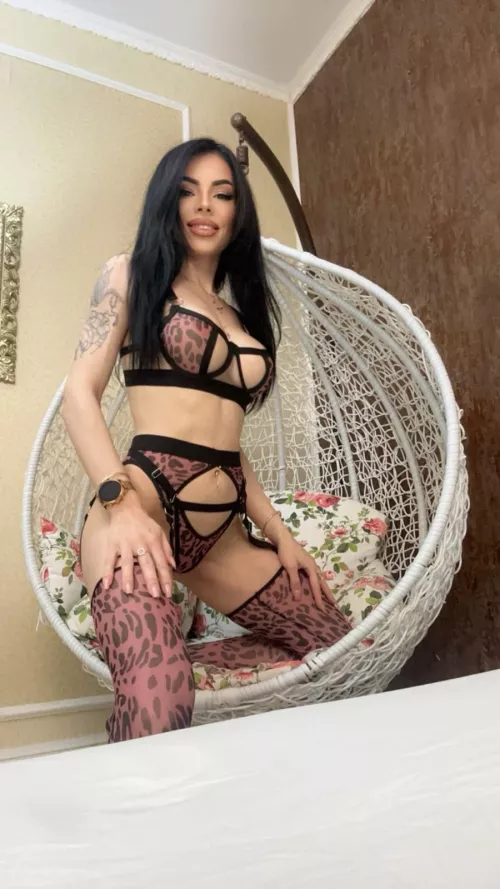 Im feeling playful today https://chaturbate.com/nikkirushxx/ 