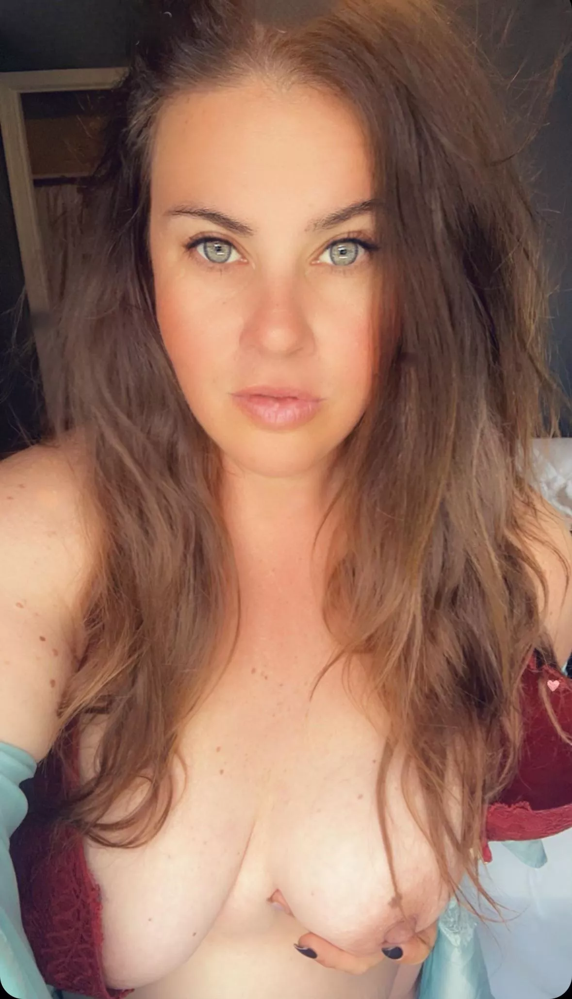 I’m just a whorishly whorish horse riding MILF.