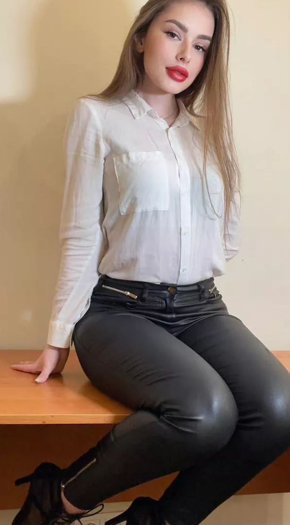 in a mood to have a dirty naughty time with a stranger