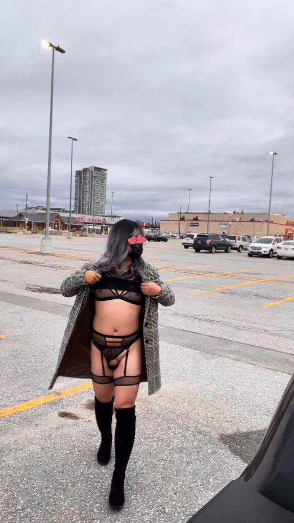 Is anyone else into exhibition? Wanted to find friends🥹