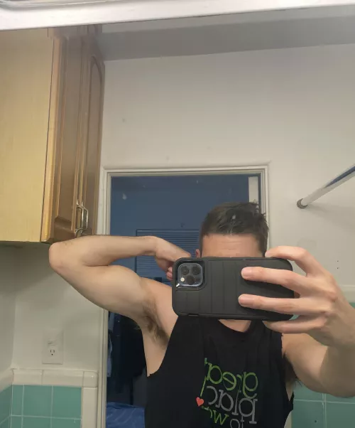 Just a proud himbo who likes