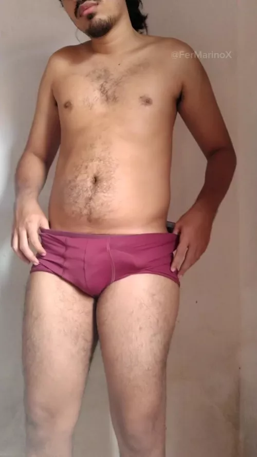 There's something hiding inside my underwear 🤭