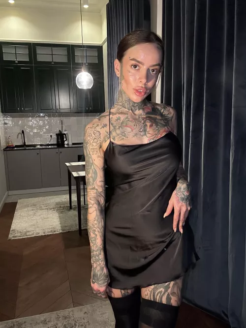 Tight dress and pokies