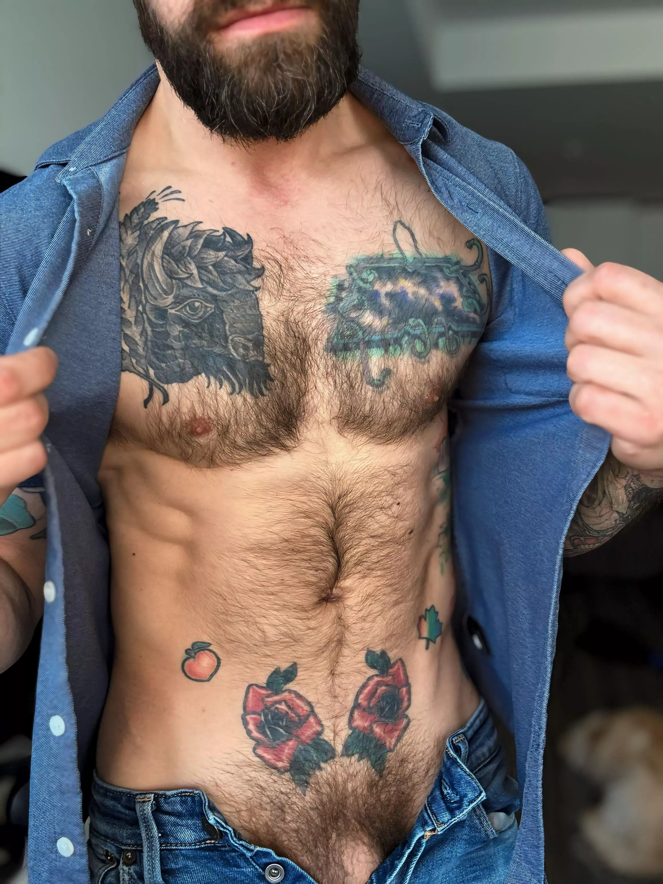 Who loves tattoos and fur? ;)
